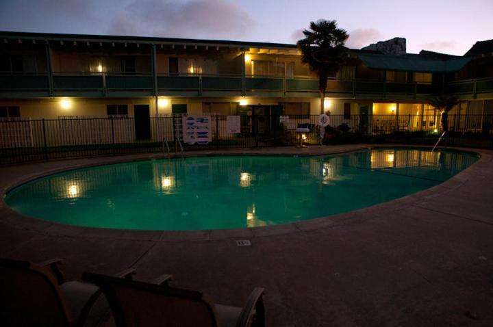 Coral Reef Inn&Condo Suites Alameda Esterno foto